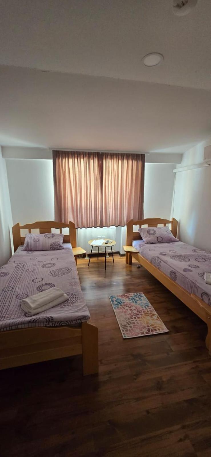 Motel "Kula" Cazin Exterior foto